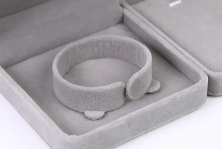 Velvet Jewelry Box for Accessories and Bracelets